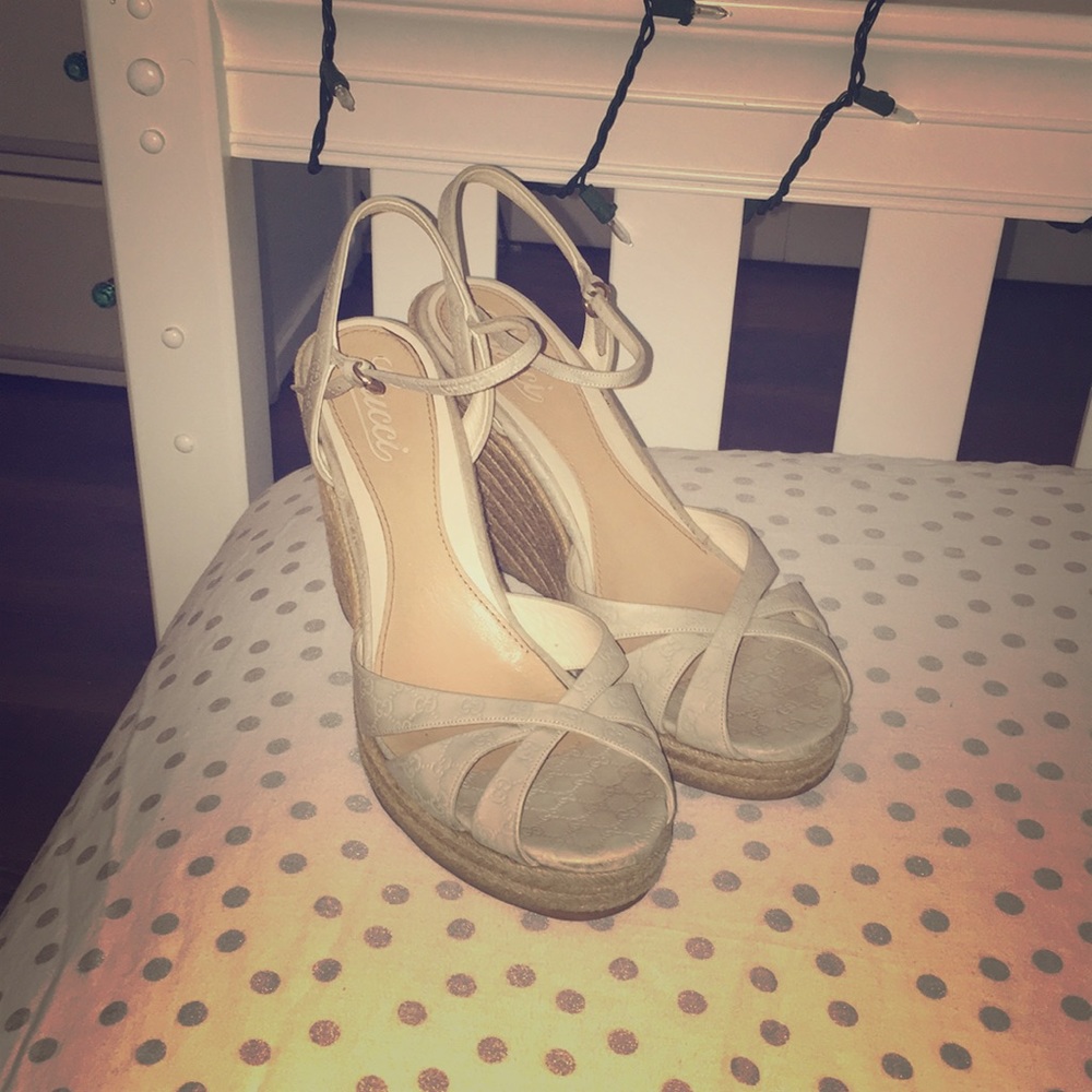 Authentic white Gucci shoes
